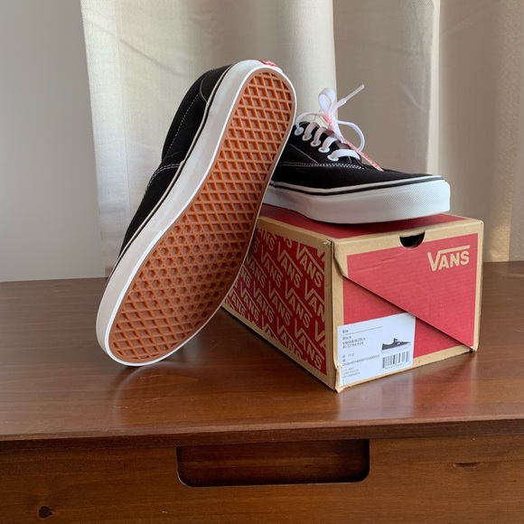 Vans - mens 11 - Picture 2 of 2